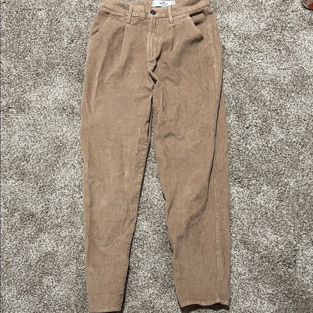Hollister Women’s Brown Corduroy Pants